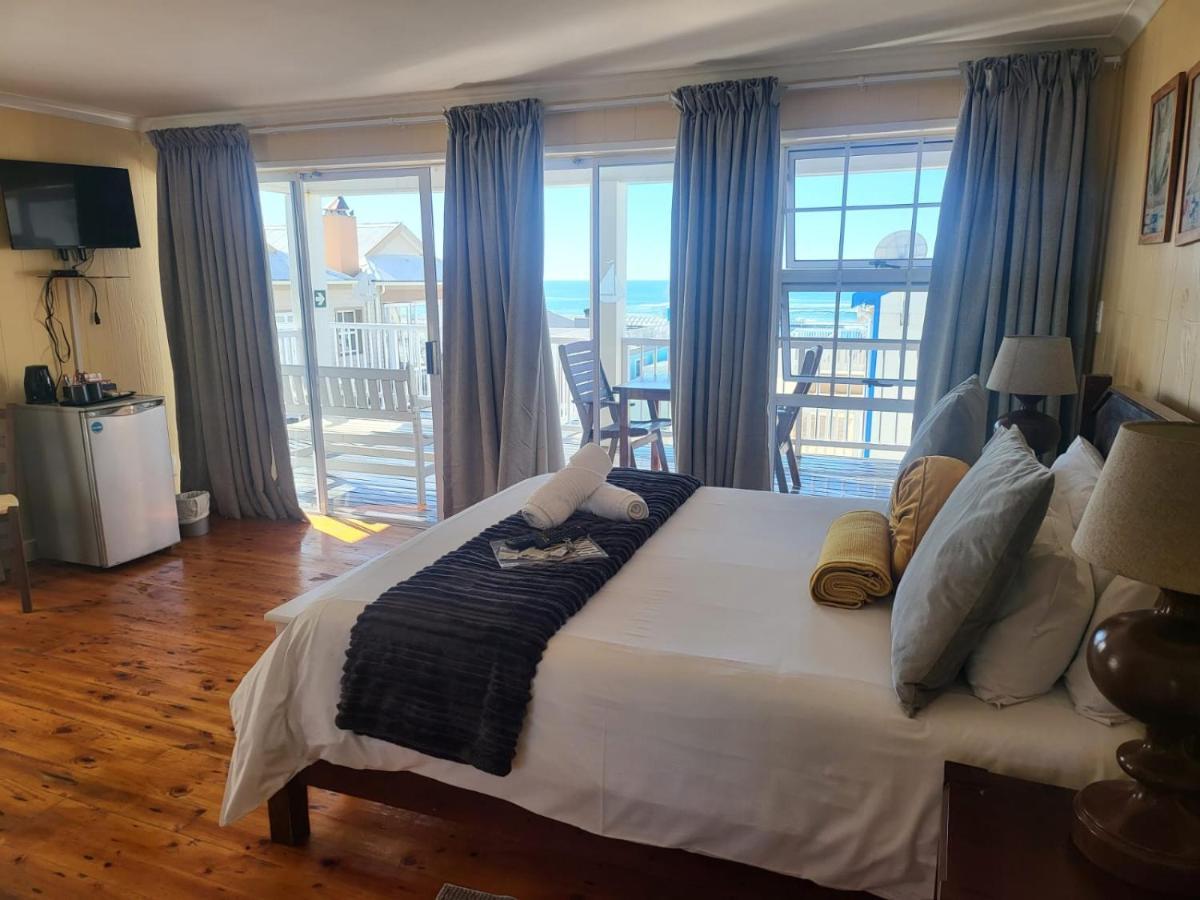 Point Village Guest House 莫塞尔湾 外观 照片