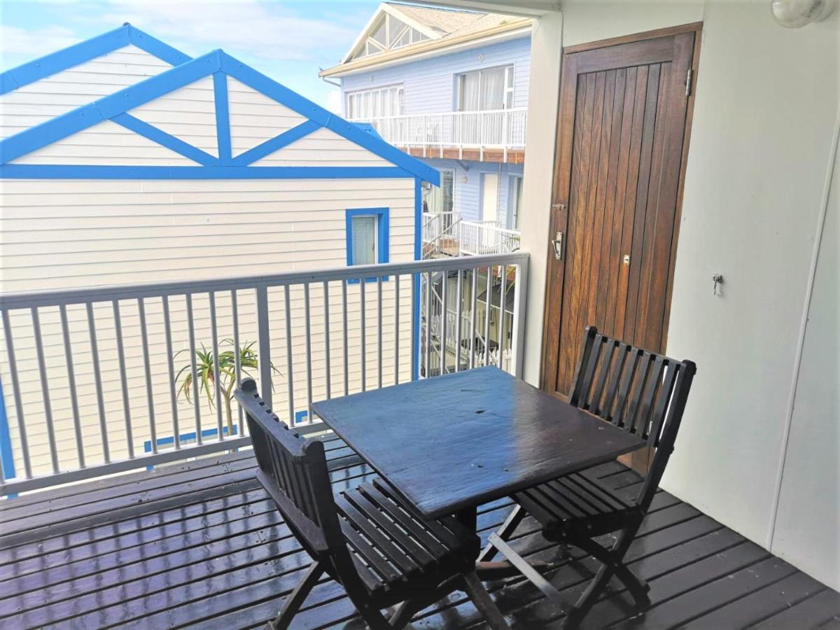 Point Village Guest House 莫塞尔湾 外观 照片