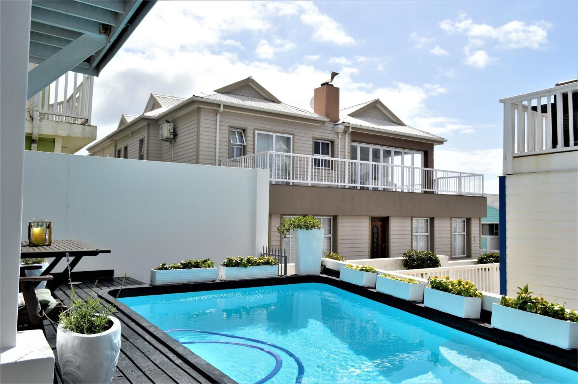 Point Village Guest House 莫塞尔湾 外观 照片