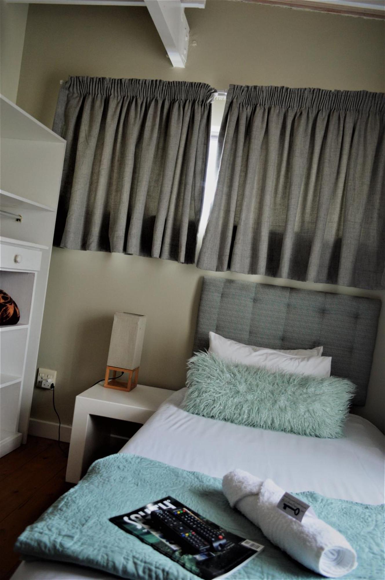 Point Village Guest House 莫塞尔湾 外观 照片